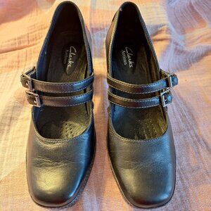 Clarks Artisan Mary Jane Leather Heels 8M